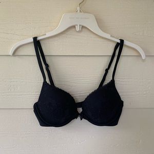 Body By Victoria Push-up Black Lace Bra sz 32C